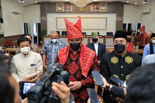 Umumkan Direksi BUMD, Bobby Nasution Minta Buktikan Kemampuan di lapangan dalam Memajukan PUD